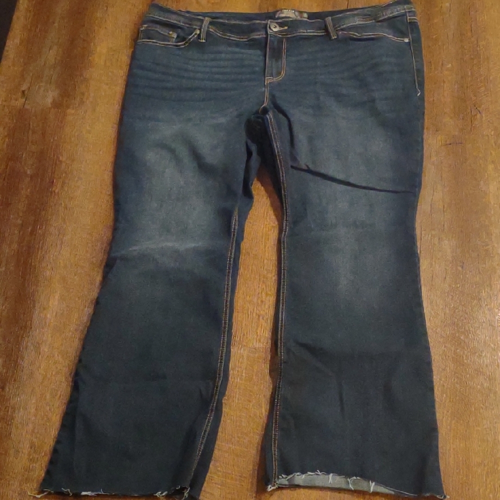 Torrid Super Stretch  Luxe Slim Boot‎ Women's 22R Dark Blue Raw Hem Jeans